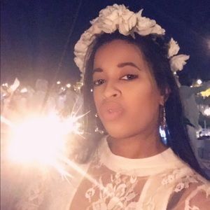 Meet your Posher, Monet